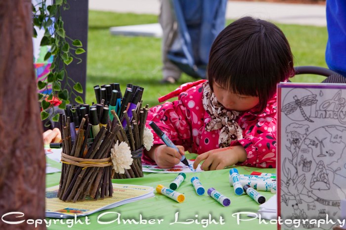 Art Innovators mural artist at Earth Day by Amber Light Photography - April 20, 2013